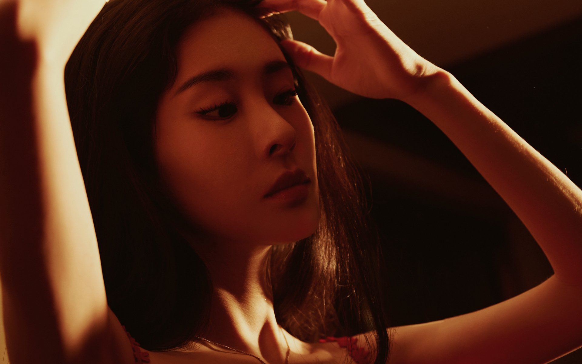 前曼联主帅滕哈赫成为阿贾克斯新任主教练的热门人选。，滕哈格曼联