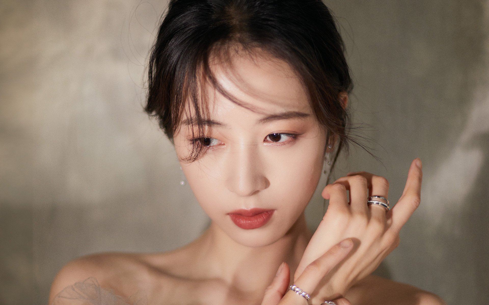 李钦诚在“湾区杯”象棋大棋士赛中表现抢眼，李钦诚围棋