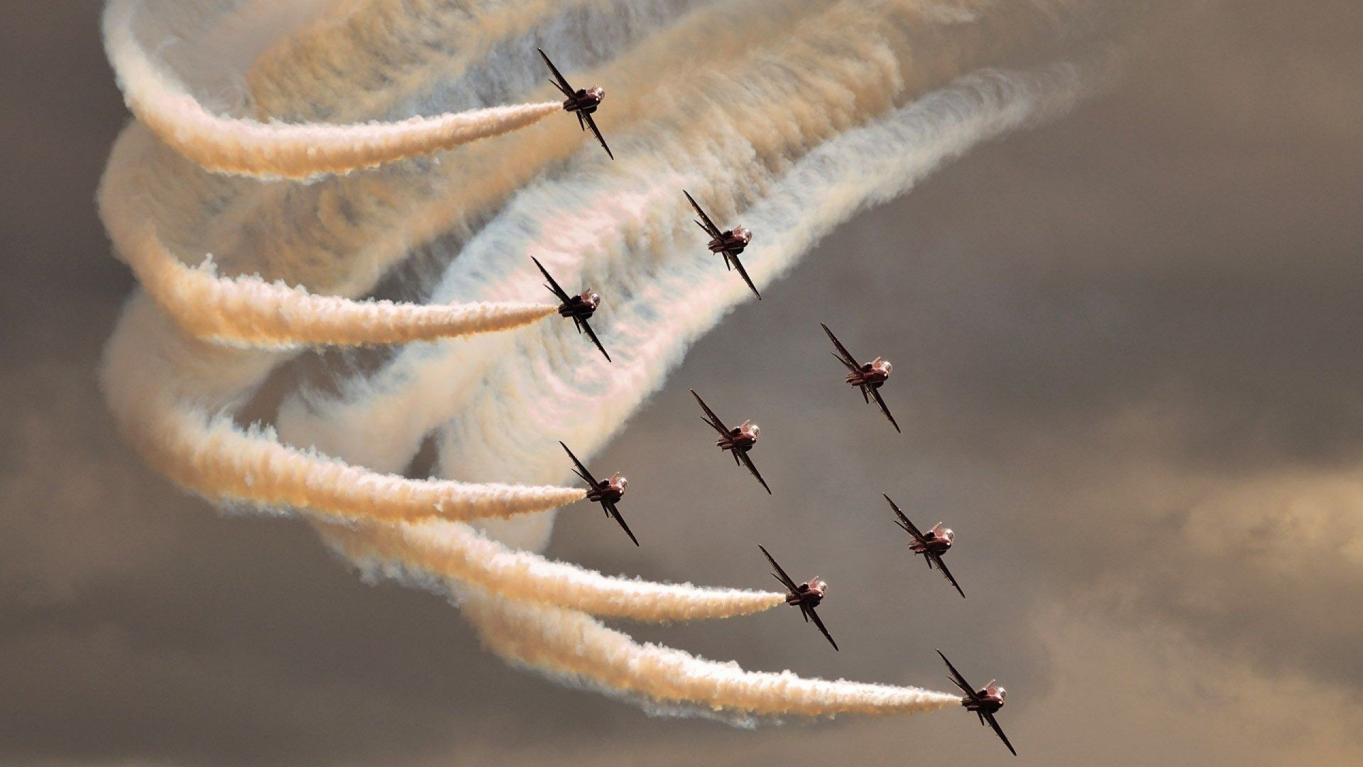 西班牙奥运队回国,球迷机场热烈接机,西班牙队奥运会名单