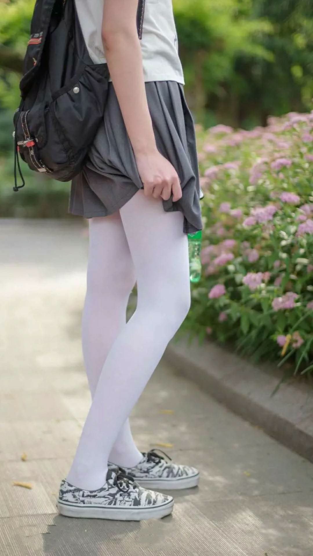 勒沃库森防线表现稳健,勒沃库森球员图片