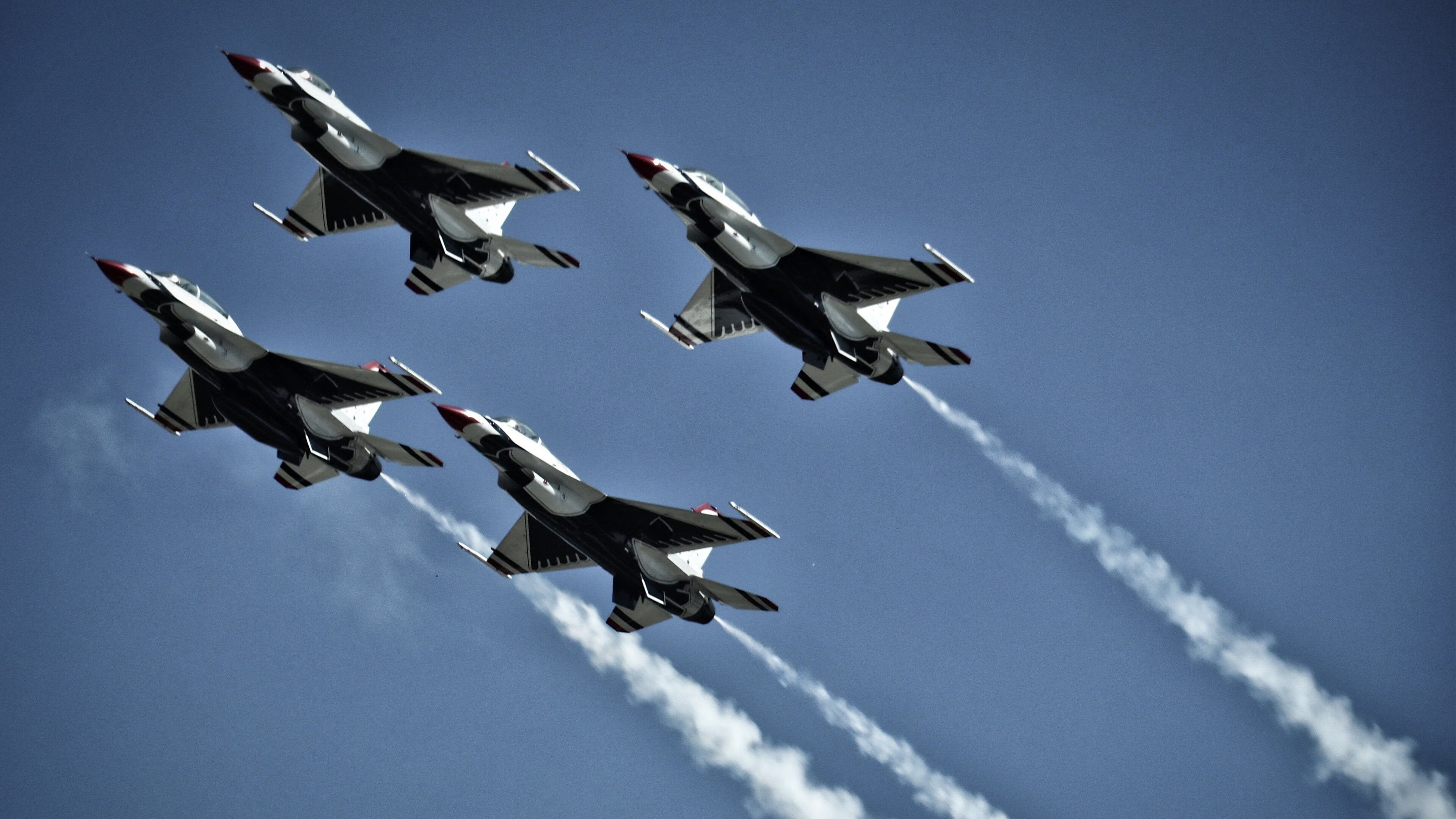 开云-狼队战胜西布朗继续保持英超中游位置，狼队对西布朗比赛