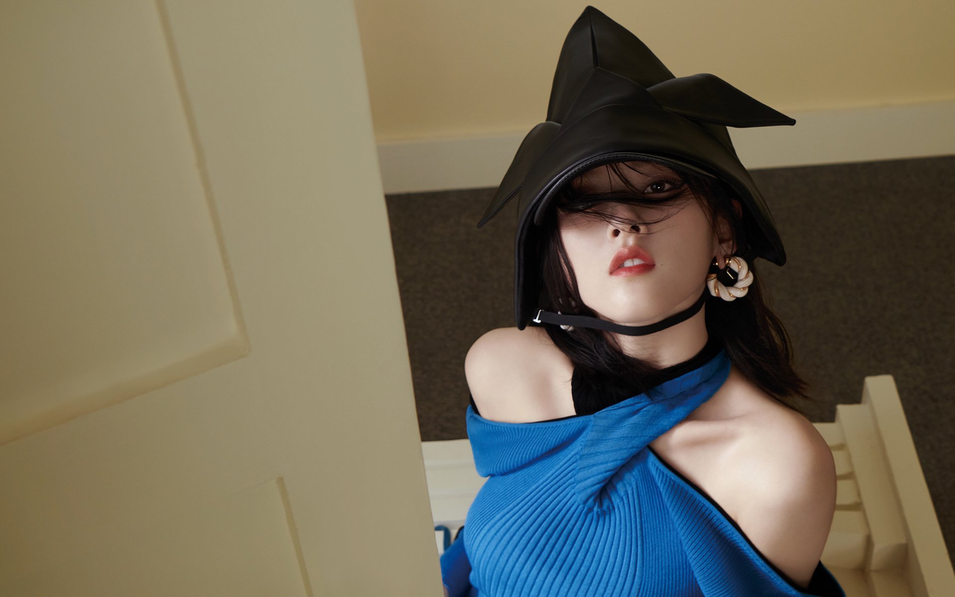 英超裁判语义模型增强跨语言判罚准确率,英超裁判是专职还是兼职